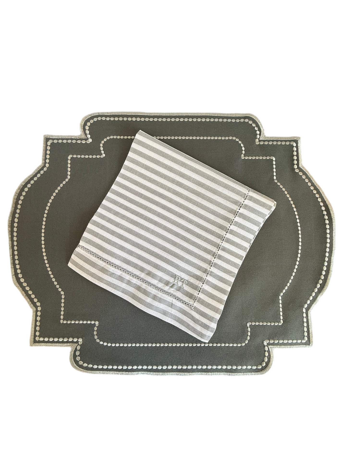 Placemats Double-sided gray with stripes and strip napking