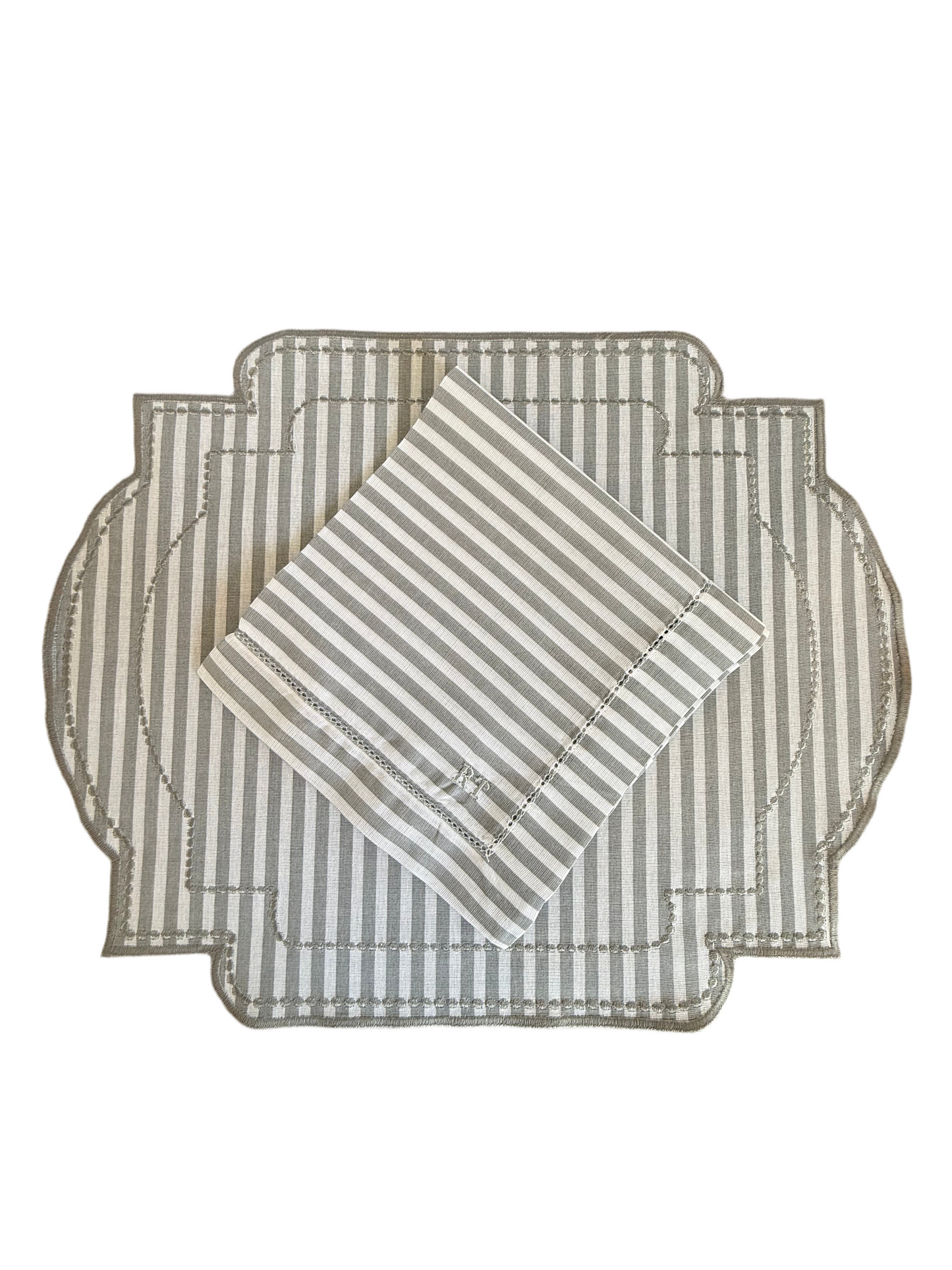 Placemats Double-sided gray with stripes and strip napking
