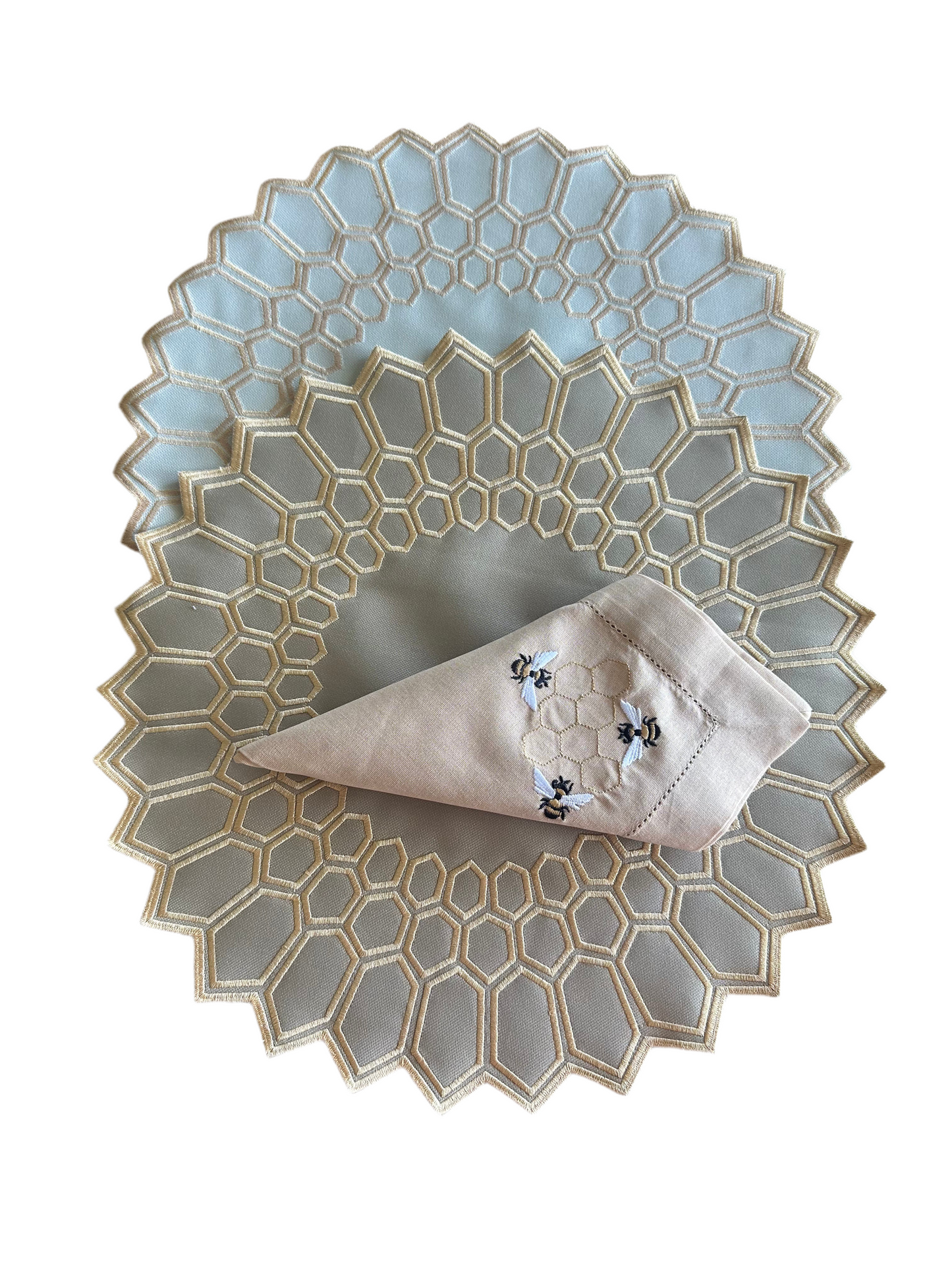 Placemats bee hive two sides beige/offwhite designer Revelation Table with bee napkin