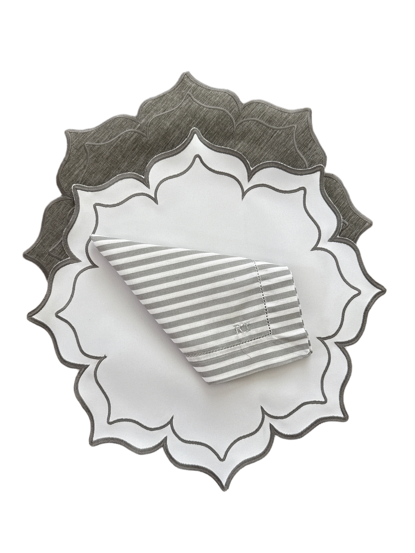 Placemats with napkin