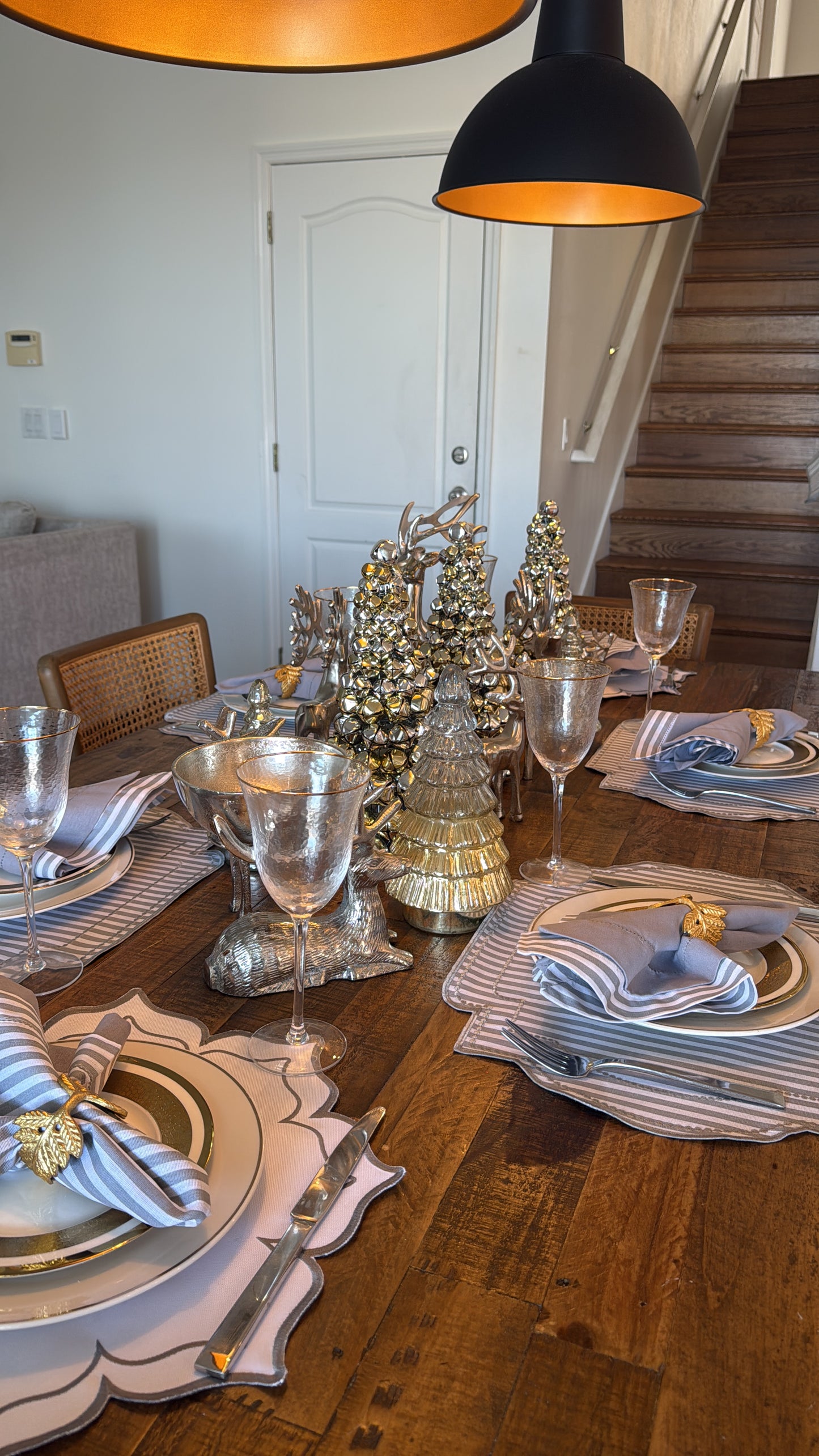 Placemats with napkin