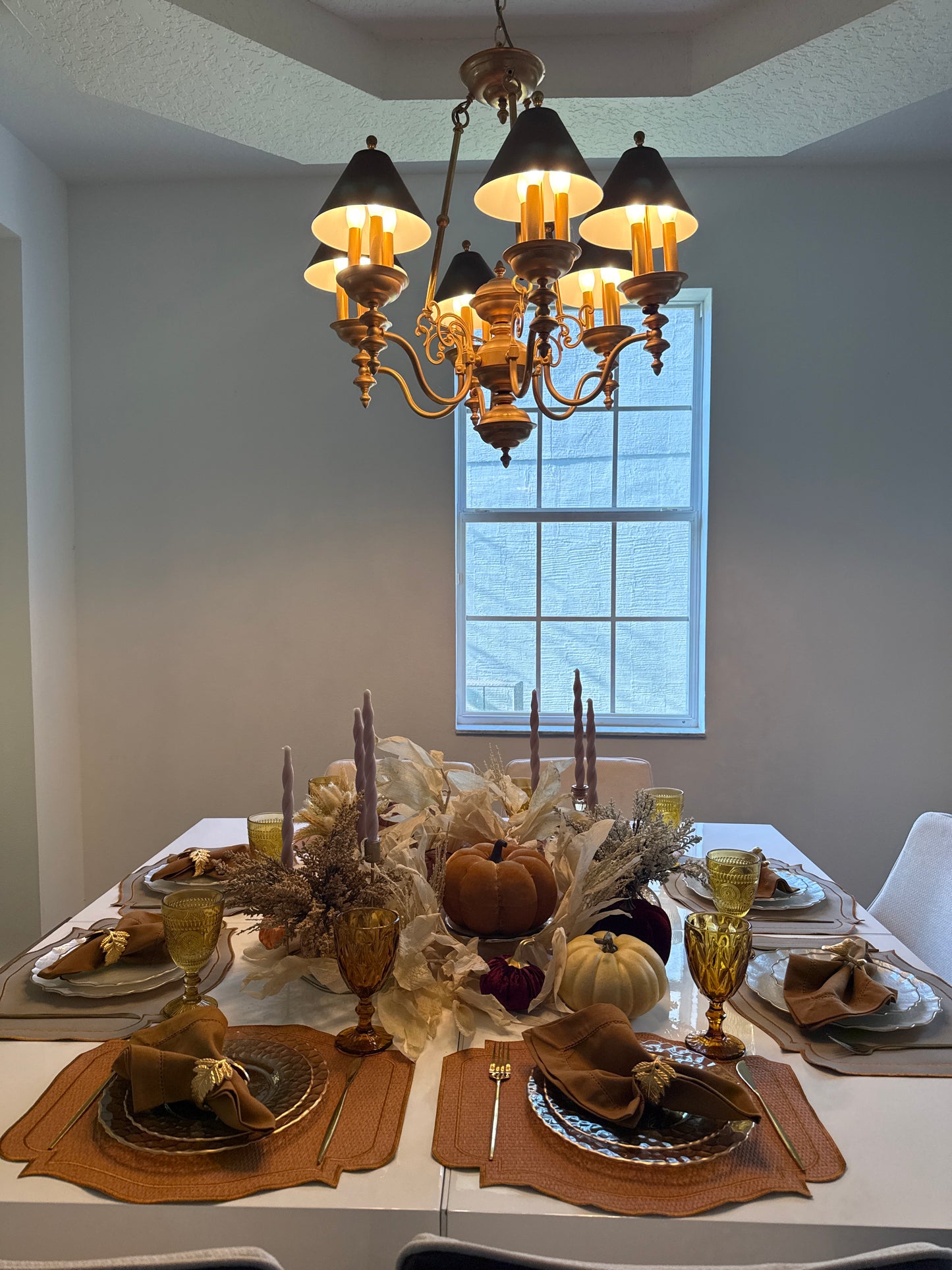 Placemets double-sided worked leather