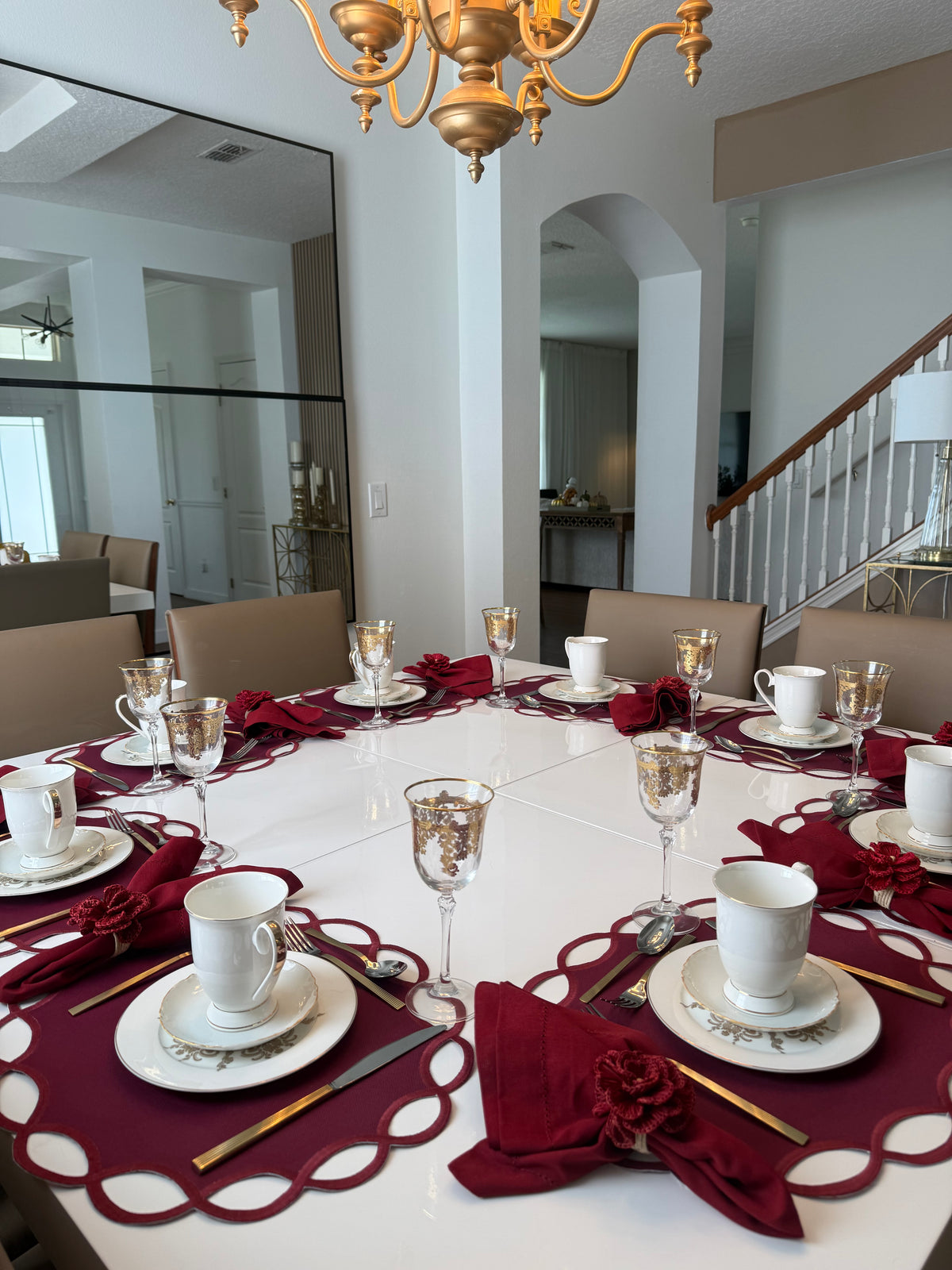 Waterproof reversible placemat
