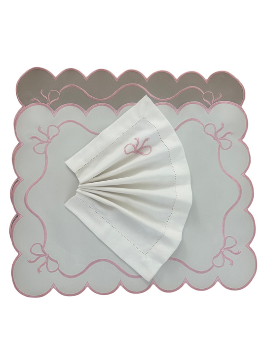 Placemets Love Bow