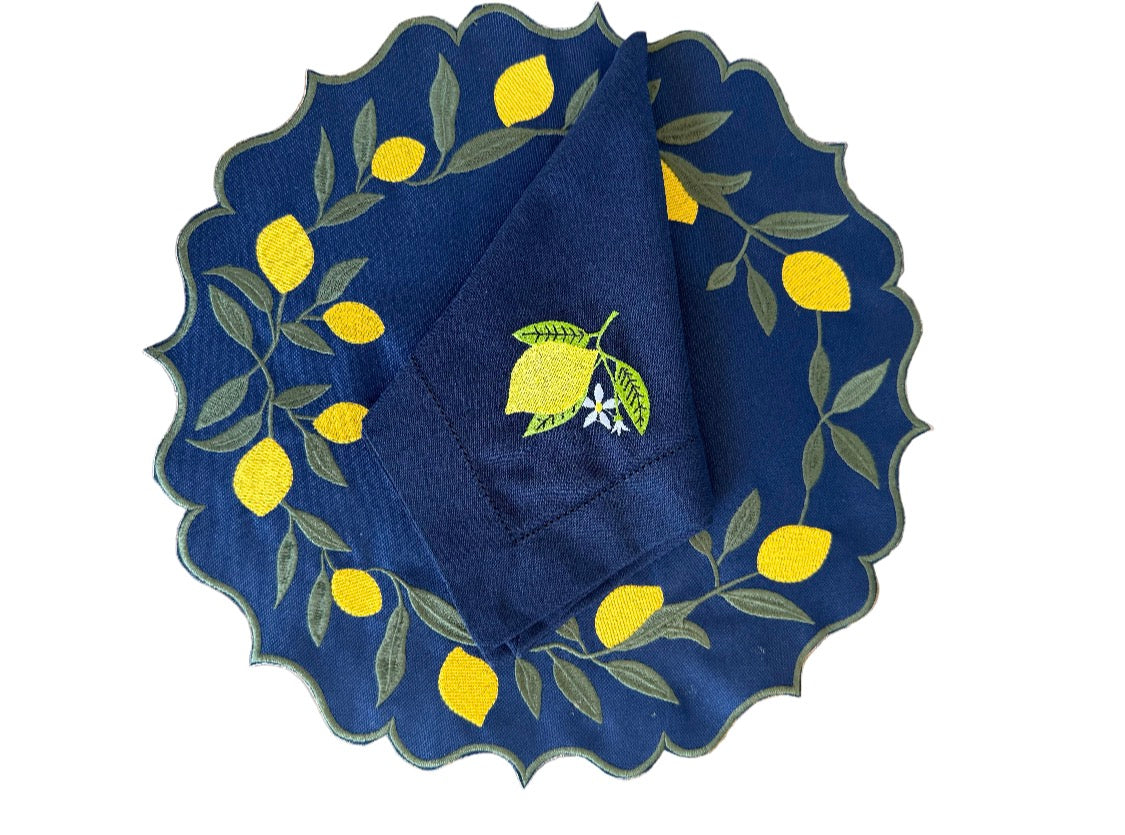 Placemets double-sided Sicilian lemon.
