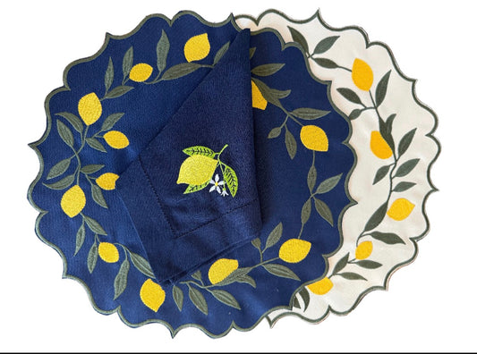 Placemets double-sided Sicilian lemon.
