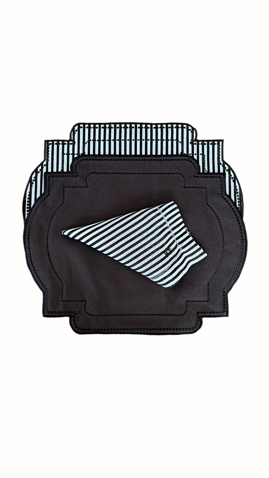 Placemats double-sided black with stripe