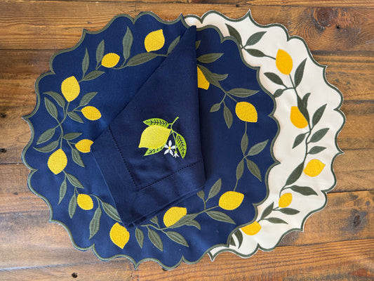 Placemets double-sided Sicilian lemon.