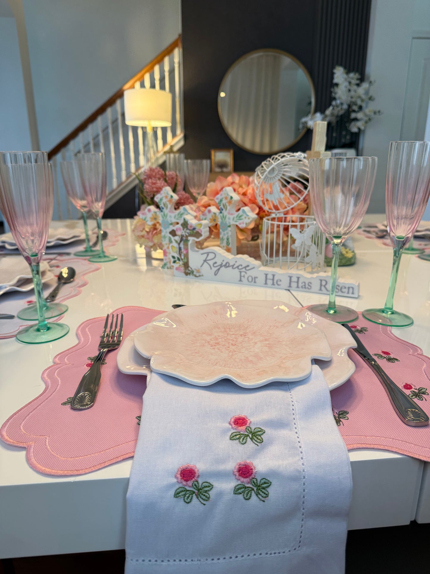 Placemats Double-sided pink flower with embroidered napkin